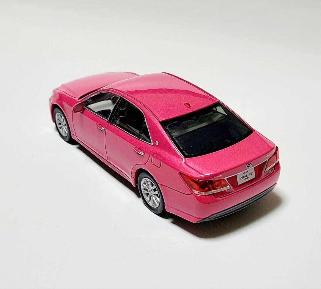 トヨタ 210系クラウンアスリートG ピンク カラーサンプル