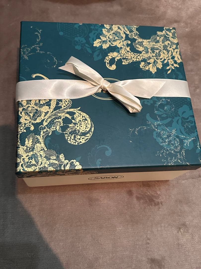 SABON サボン　ボディケアキット ホワイトティー