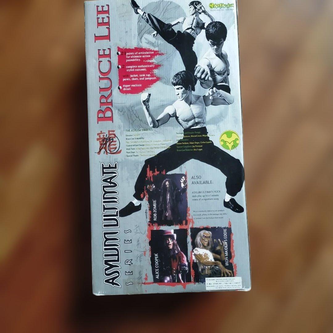 ASYLUM ブルース・リー アクションフィギュア