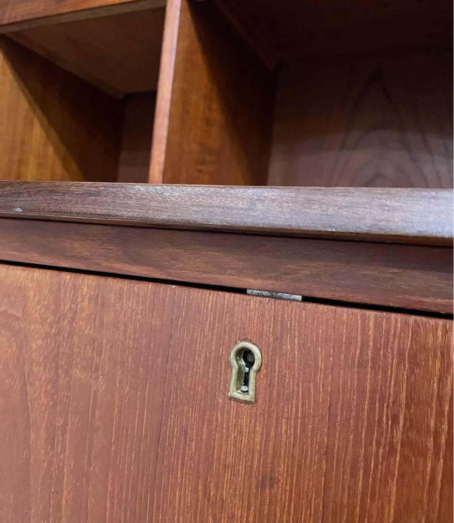 ビューロー　デンマーク　ヴィンテージ　チーク　北欧　家具　シェルフ