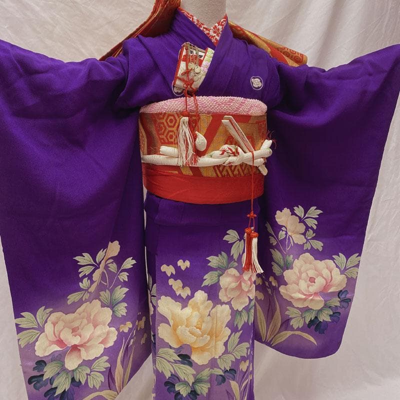 510ag74着物のみ◎七五三 七歳 女児 アンティーク着物 五つ紋 紫◎