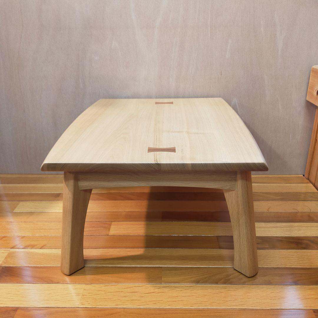 小さめ座卓 無垢材で作った小さいけれどドッシリとした座卓です