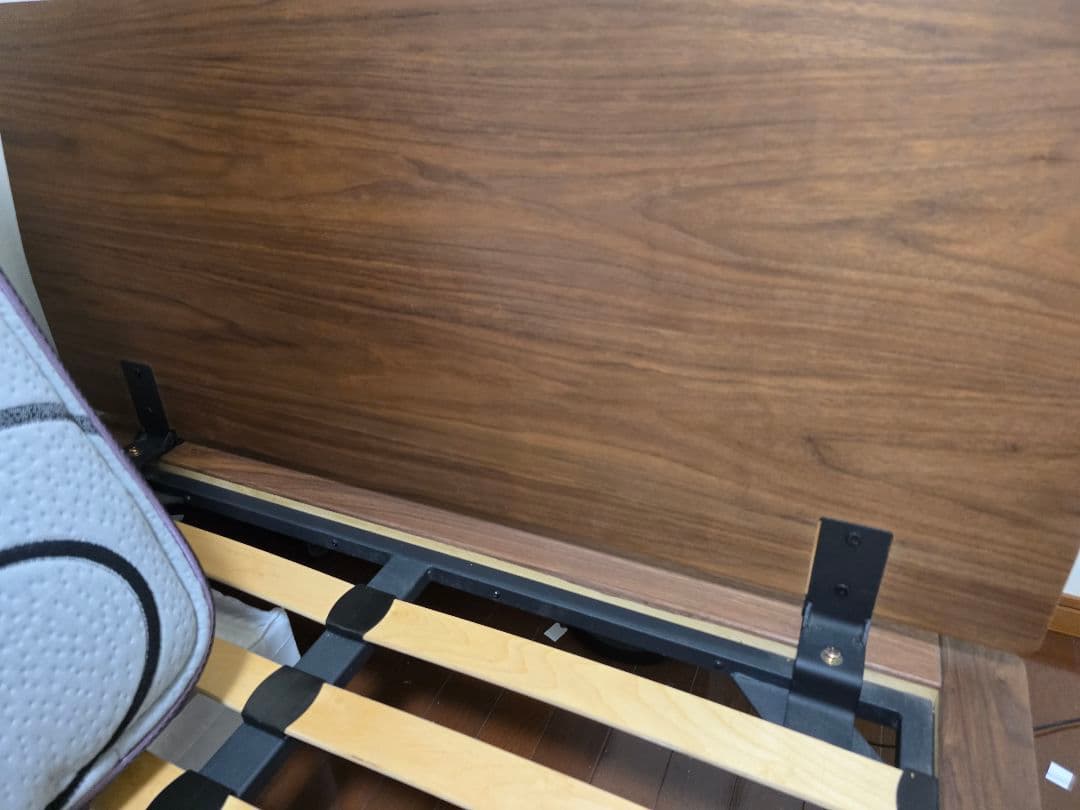 無印良品ベッドフレーム　セミダブル　(送料込み)