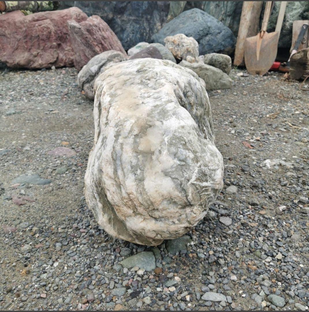 三波石　85キロ　庭石　石　鑑賞石　庭　坪庭　ガーデニング　置物　オブジェ