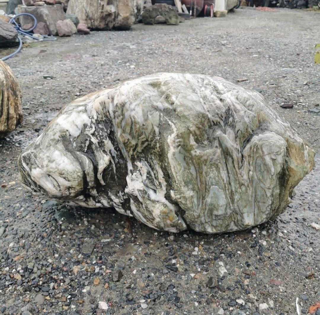 三波石　85キロ　庭石　石　鑑賞石　庭　坪庭　ガーデニング　置物　オブジェ