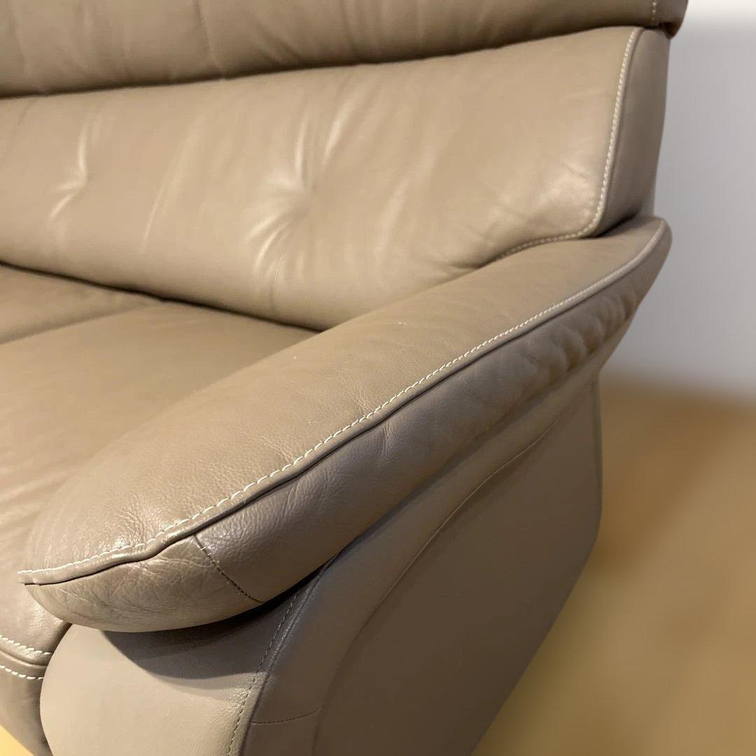 ★送料込★ カリモク家具　グレージュ　本革レザー ソファ 3人掛け