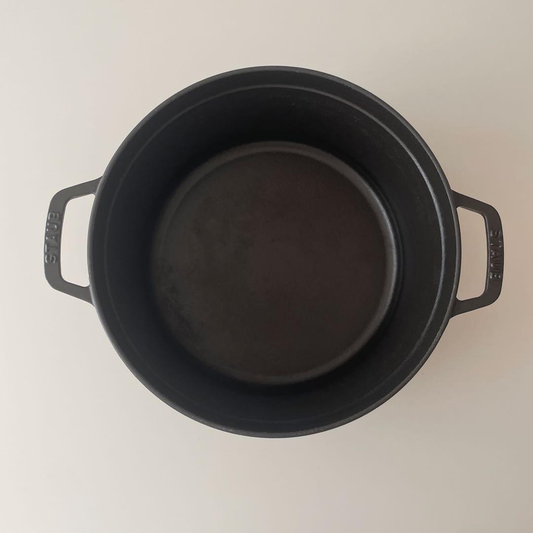 STAUB LA COCOTTEピコ ココット ラウンド ブラック 26cm