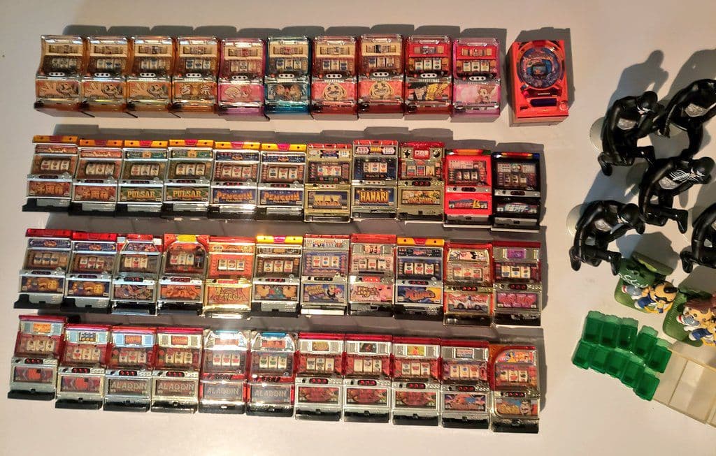 パチスロ魂 / ミニチュアスロットフィギュア43個&その他