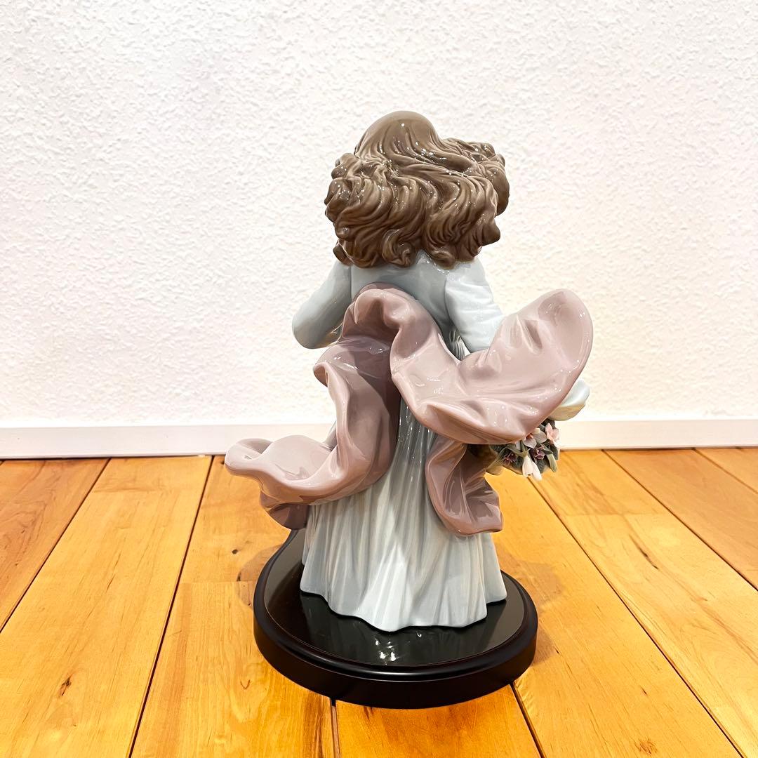 リヤドロ　花と少女　6252【未使用品】