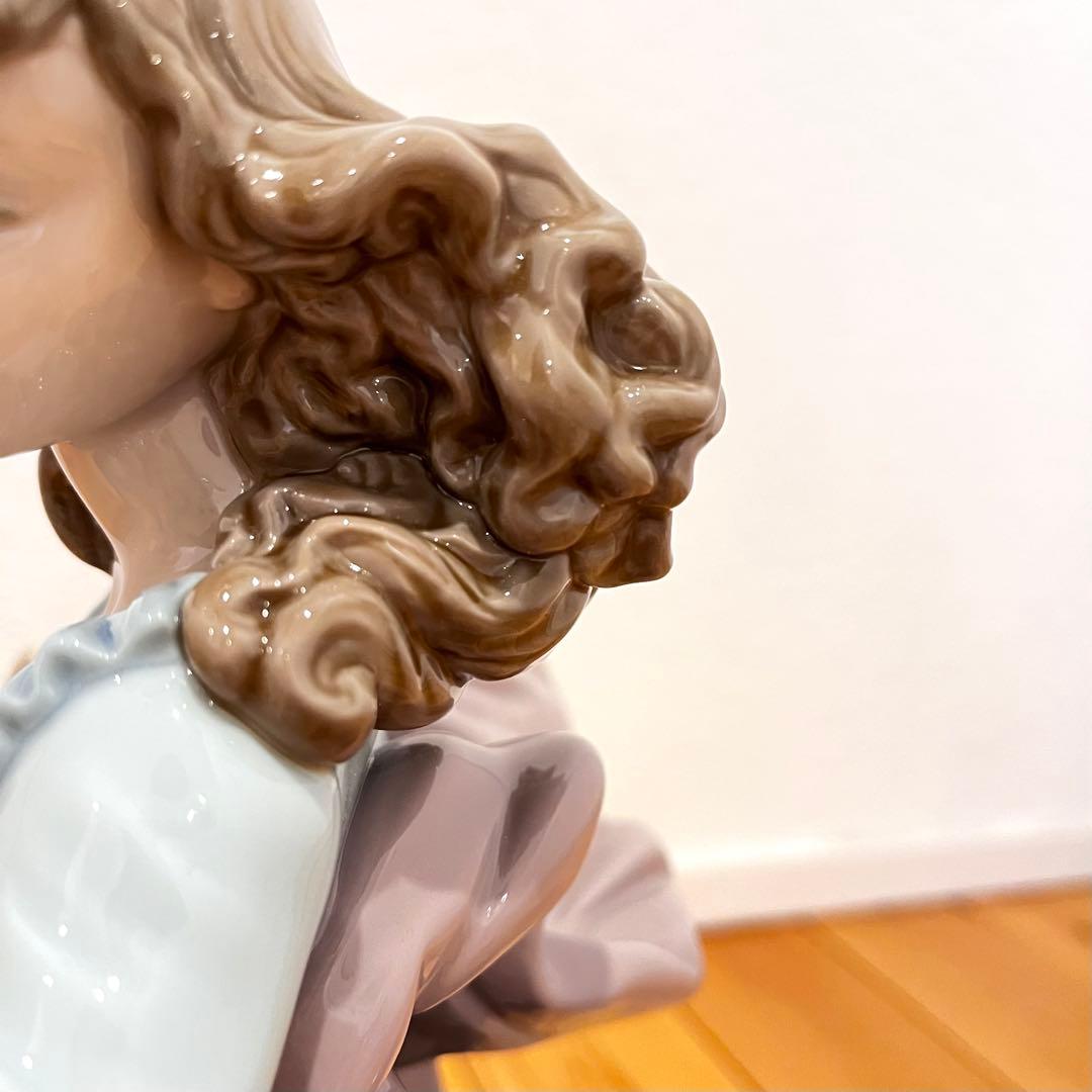 リヤドロ　花と少女　6252【未使用品】