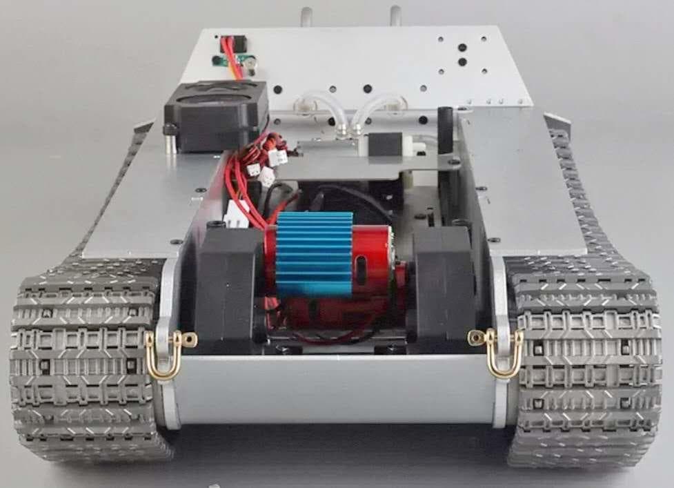 ヘンロン 1/16スケール 　ティーガーⅡラジコン 全金属シャーシ完成品 新品