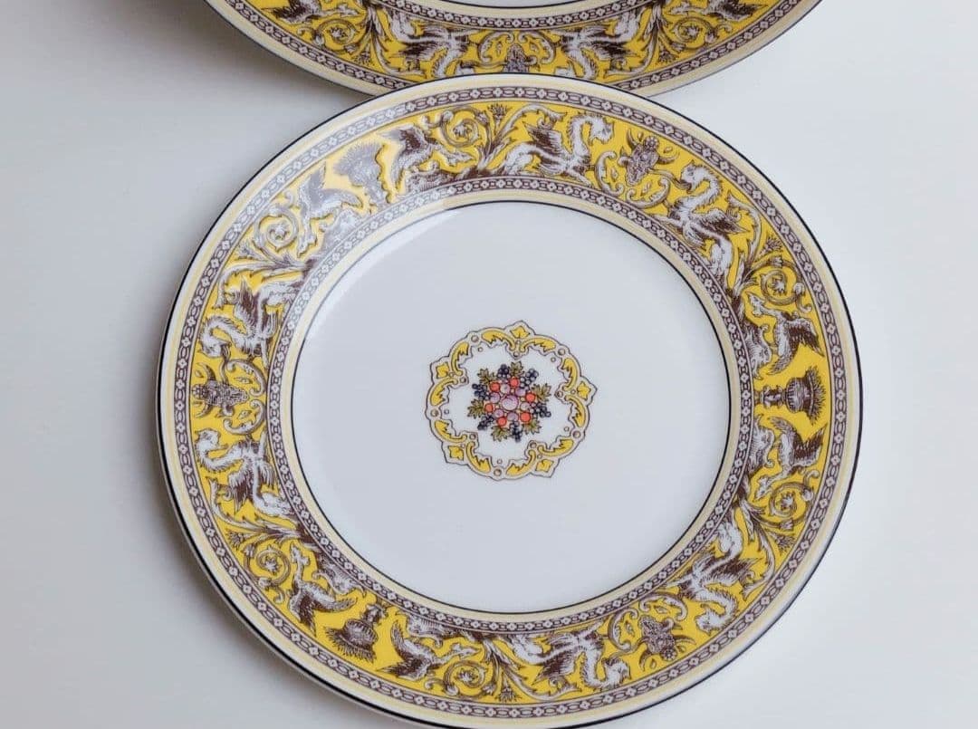 ウェッジウッド　フロレンティーン シトロン プレート　２枚