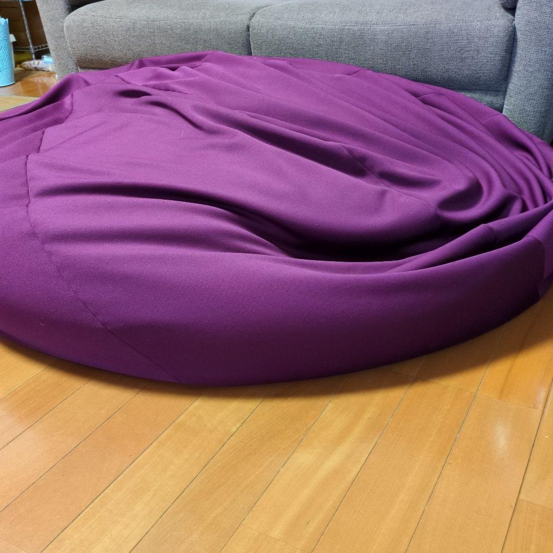 ハナロロ　ワインカラービーズクッション使用品