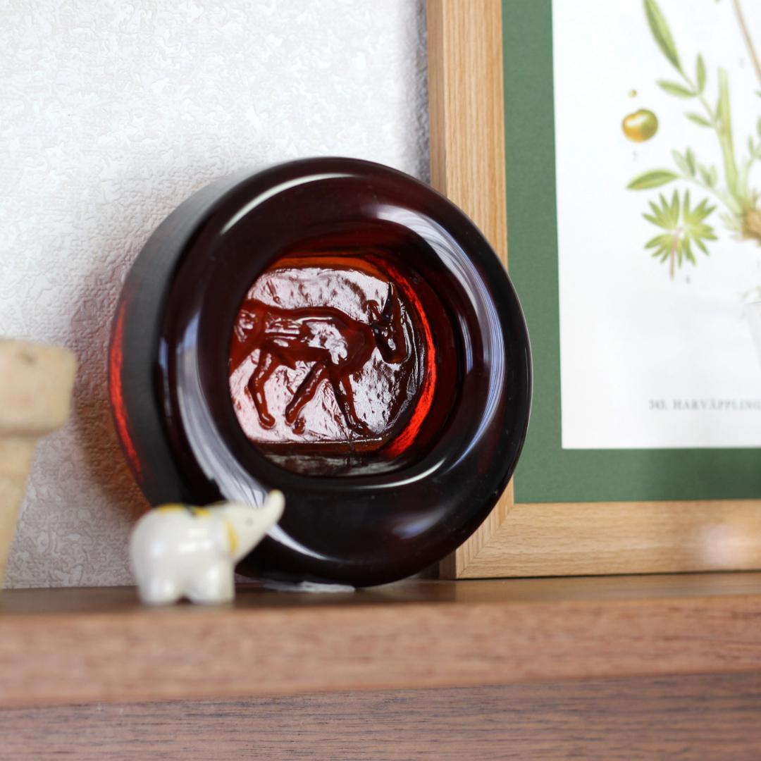 人気作・シールあり】エリックホグラン 灰皿/ガラスオブジェ 牛