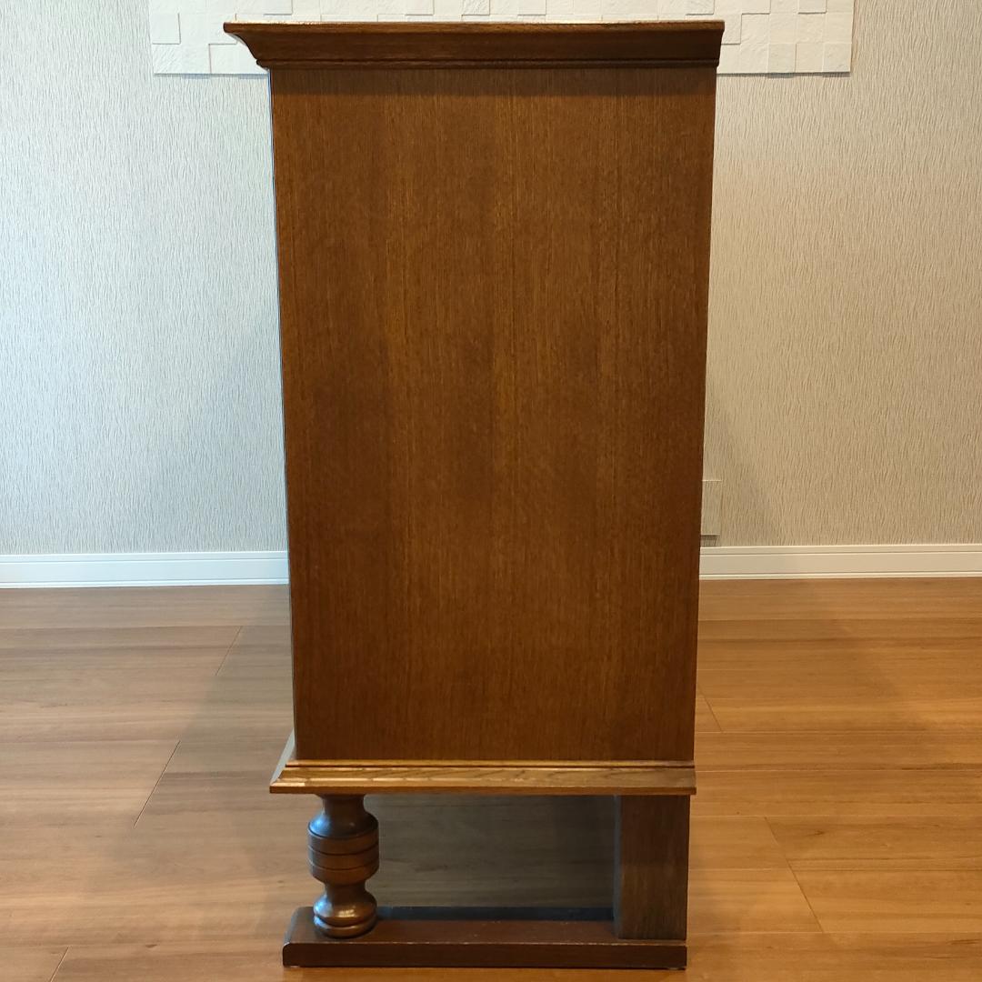 起立木工　アンティークキャビネット　ブルボーズレッグ　引出し2杯