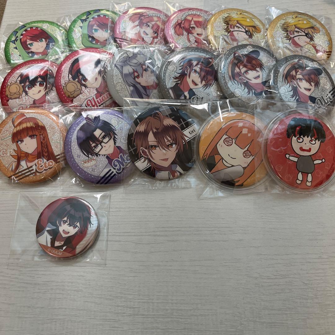 カラフルピーチ缶バッチ ダイナー パラピチ 直筆 - メルカリ