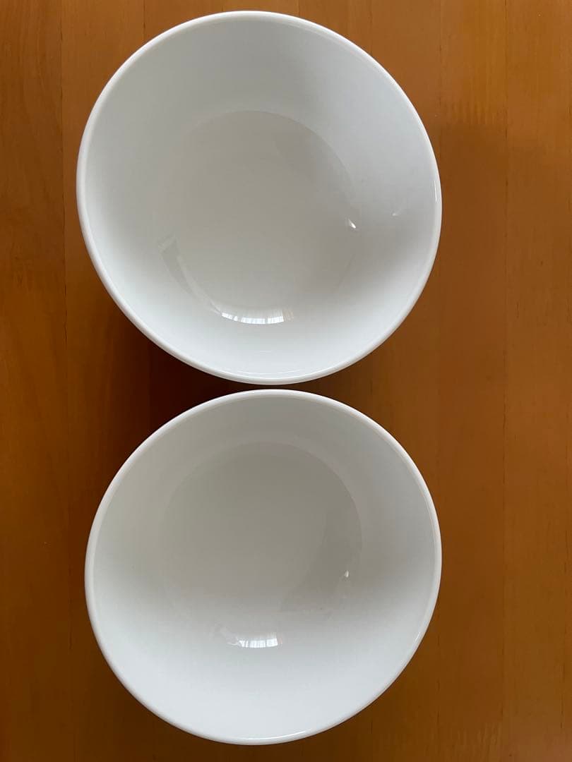《新品》  ホワイトフルーテッドボウル 2個セット