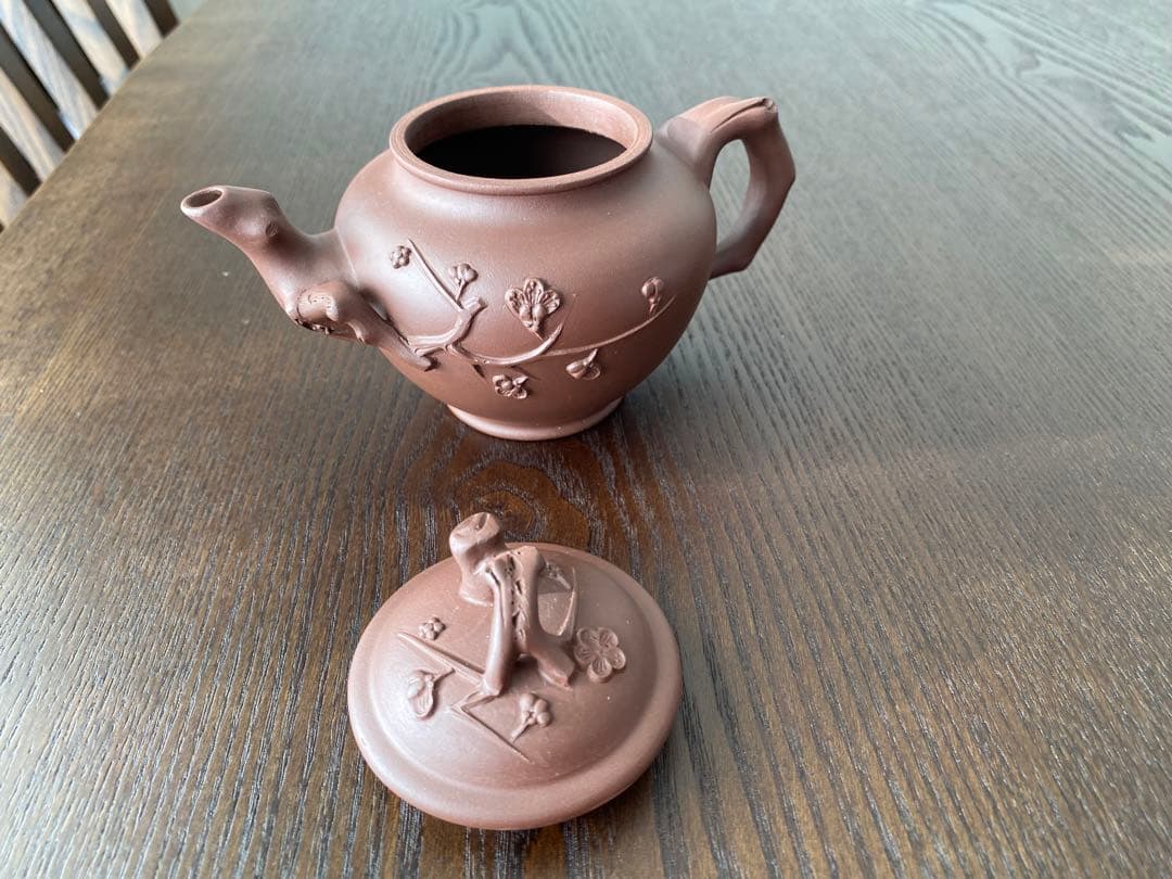 湯志明？？中国宜興落款　紫砂茶壺　急須　梅花　骨董品　時代物