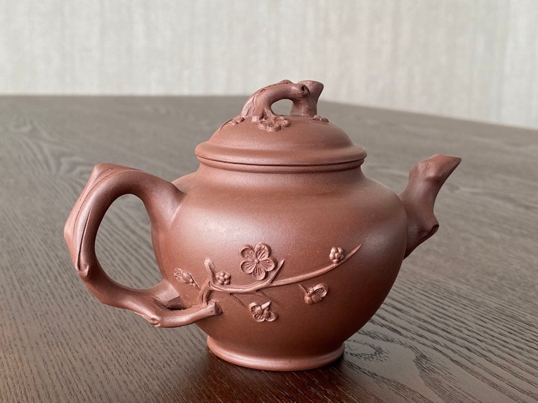 湯志明？？中国宜興落款　紫砂茶壺　急須　梅花　骨董品　時代物