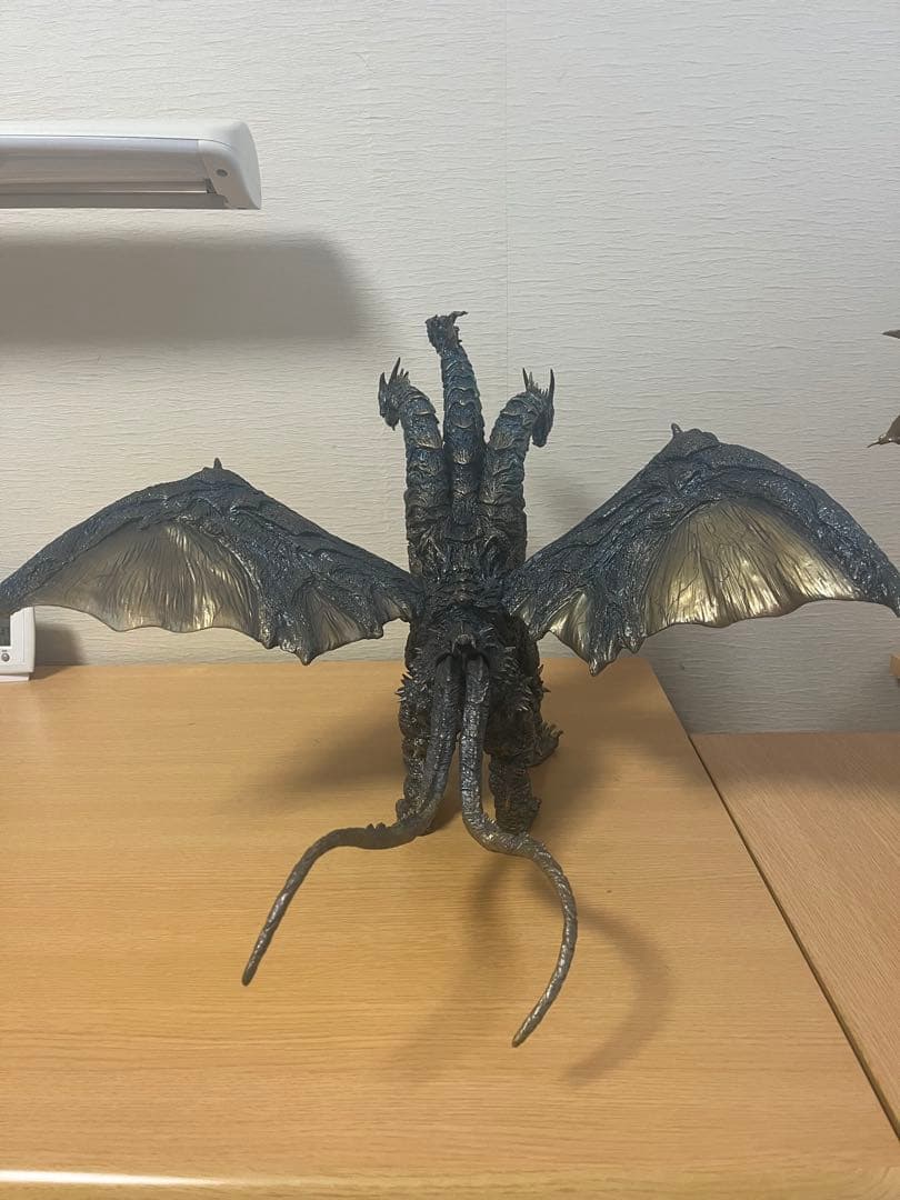 東宝大怪獣シリーズ　カイザーギドラ