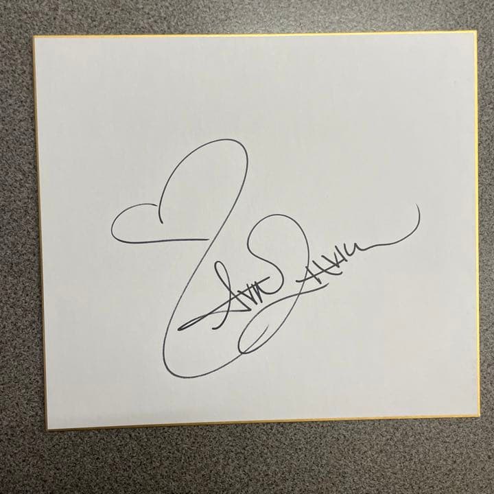 アヴリル・ラヴィーン 直筆サイン色紙 グッズ  Avril Lavigne Yahoo!オークション -「avril lavigne サイン」の落札相場・落札価格