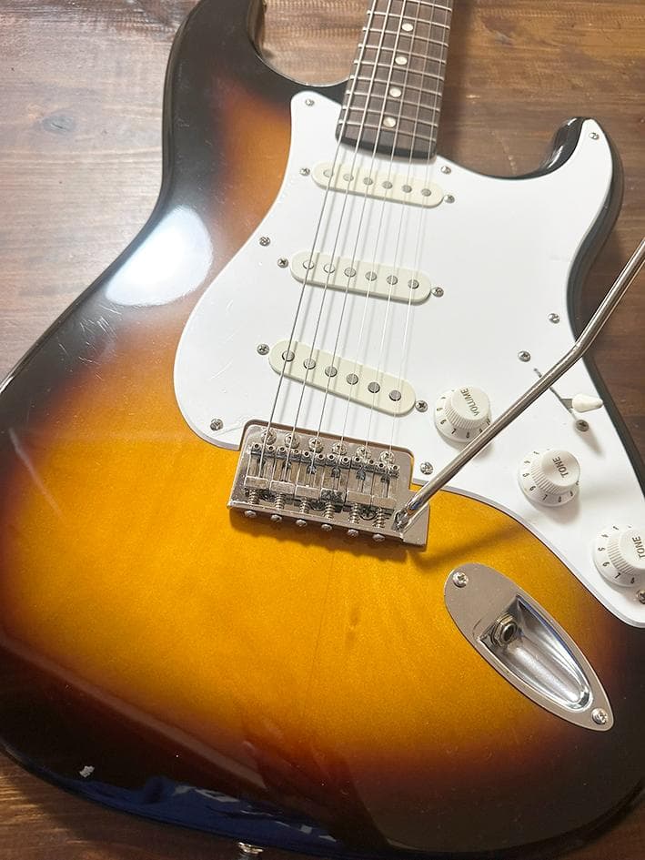 Squire by Fender Affinity ストラト　スクワイヤー