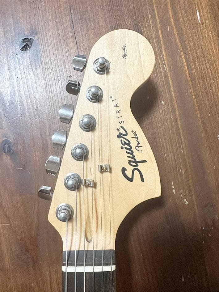 Squire by Fender Affinity ストラト　スクワイヤー
