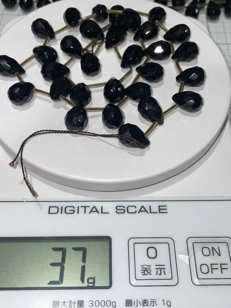 【大ロット】天然石 オニキス ドロップ（ペアシェイプ）18連セット 約650g