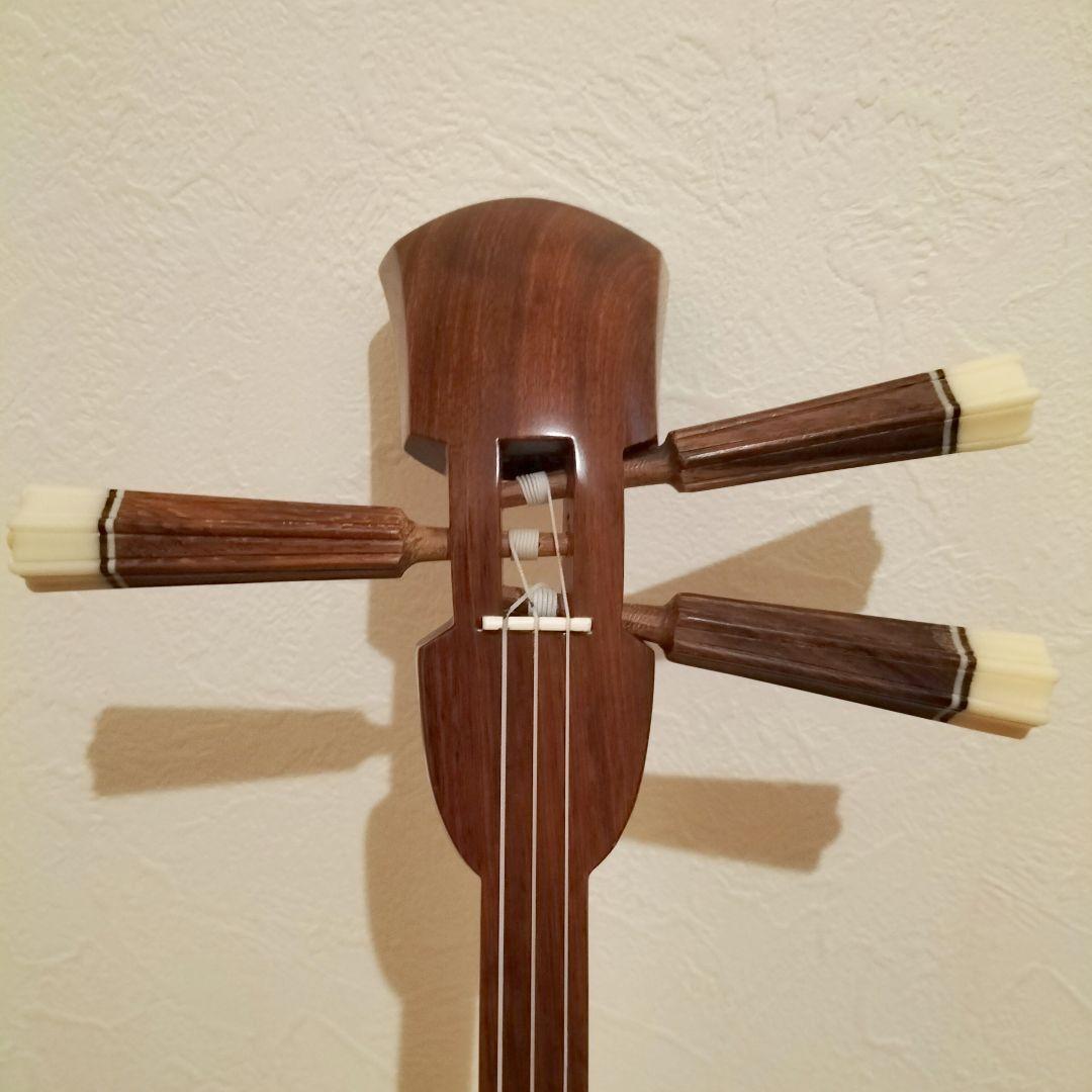 三線 沖縄 蛇皮 1枚張り ハードケース 宮古木工芸 与儀栄功 氏