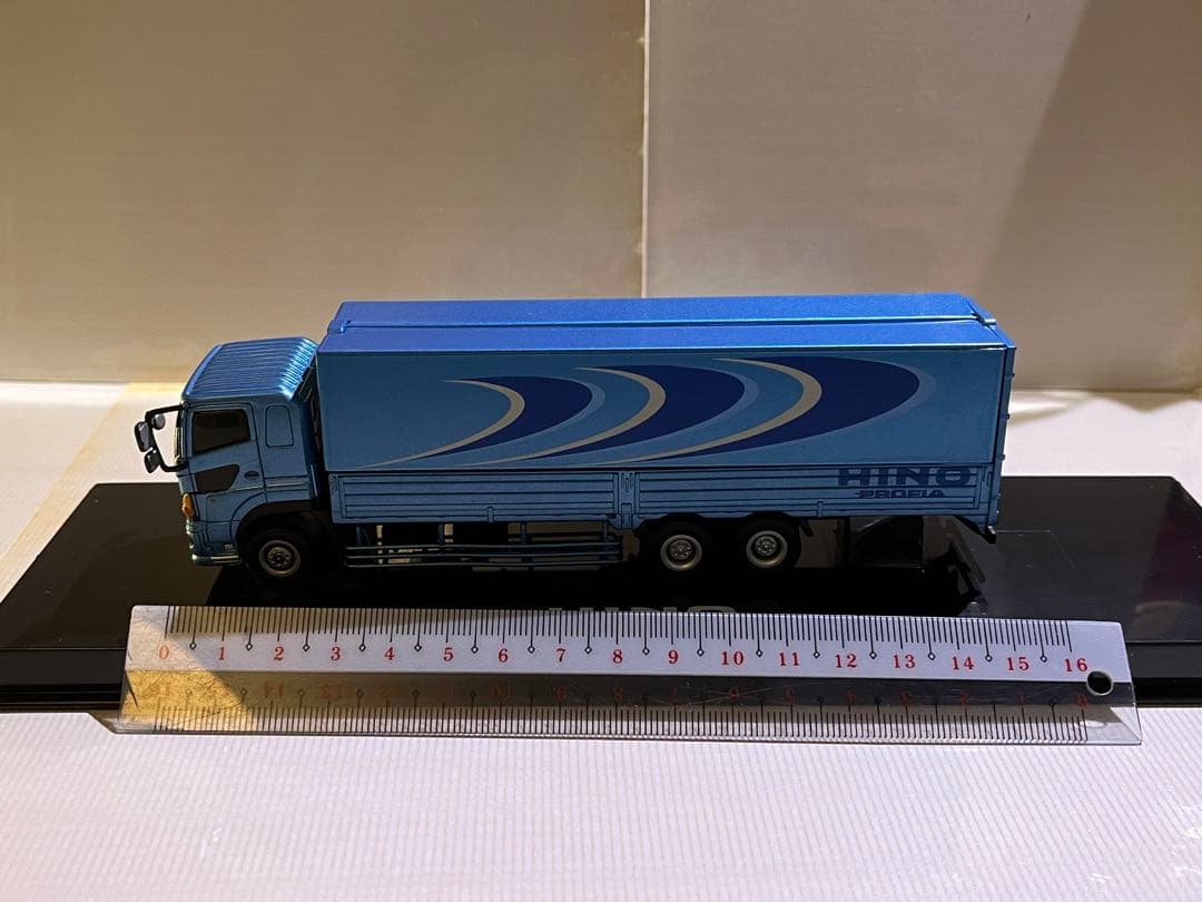 日野　プロフィア　模型