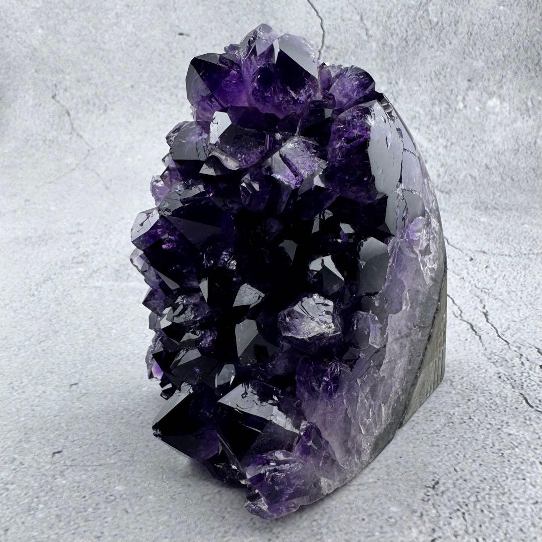G-186高品質アメジスト クラスター ドーム　ウルグアイ産 高濃度 天然石