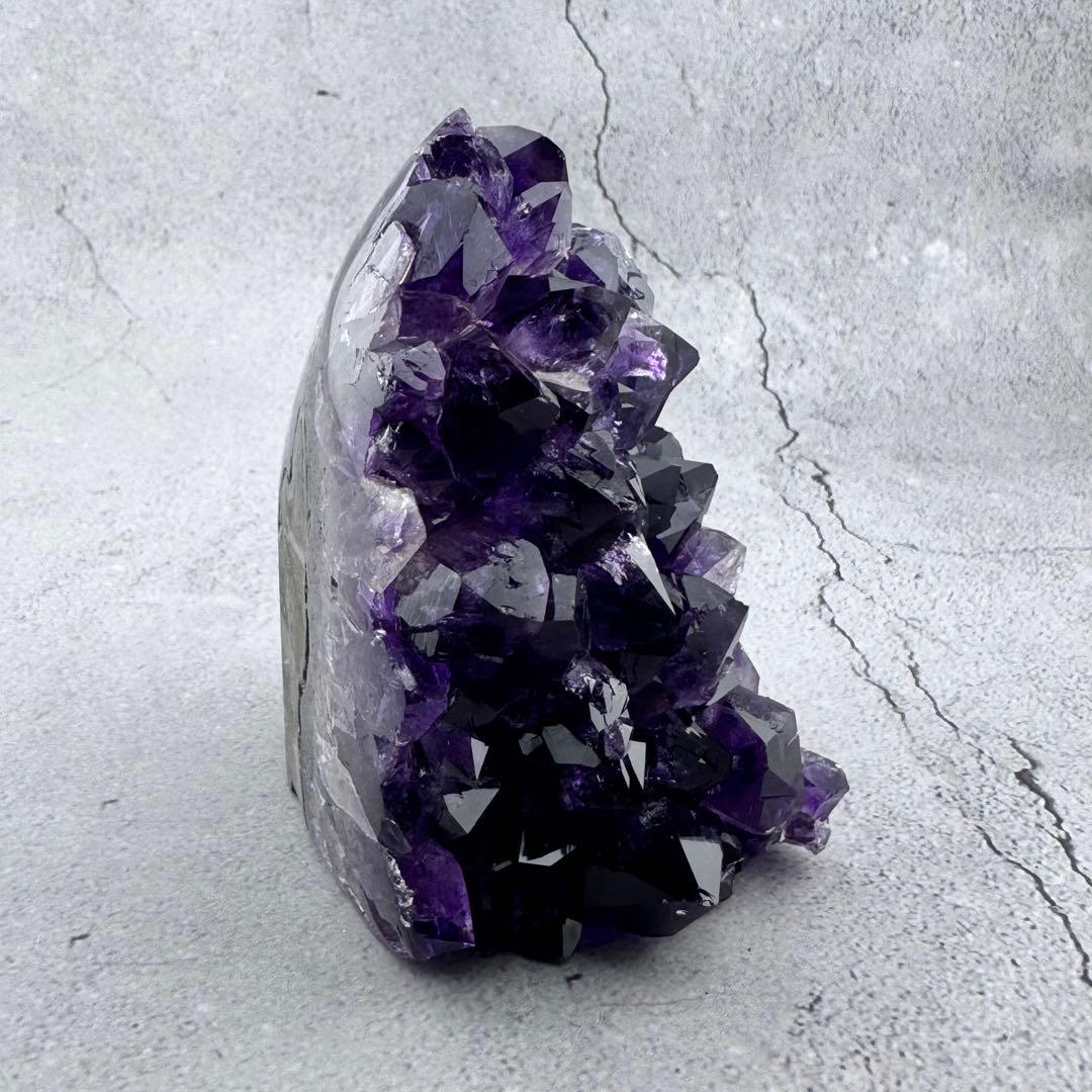 G-186高品質アメジスト クラスター ドーム　ウルグアイ産 高濃度 天然石