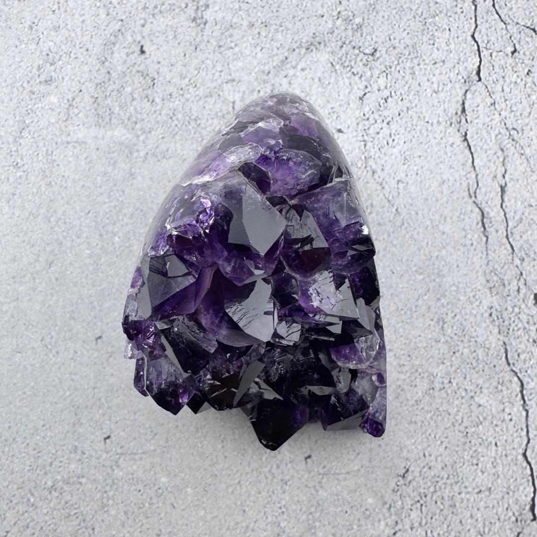 G-186高品質アメジスト クラスター ドーム　ウルグアイ産 高濃度 天然石