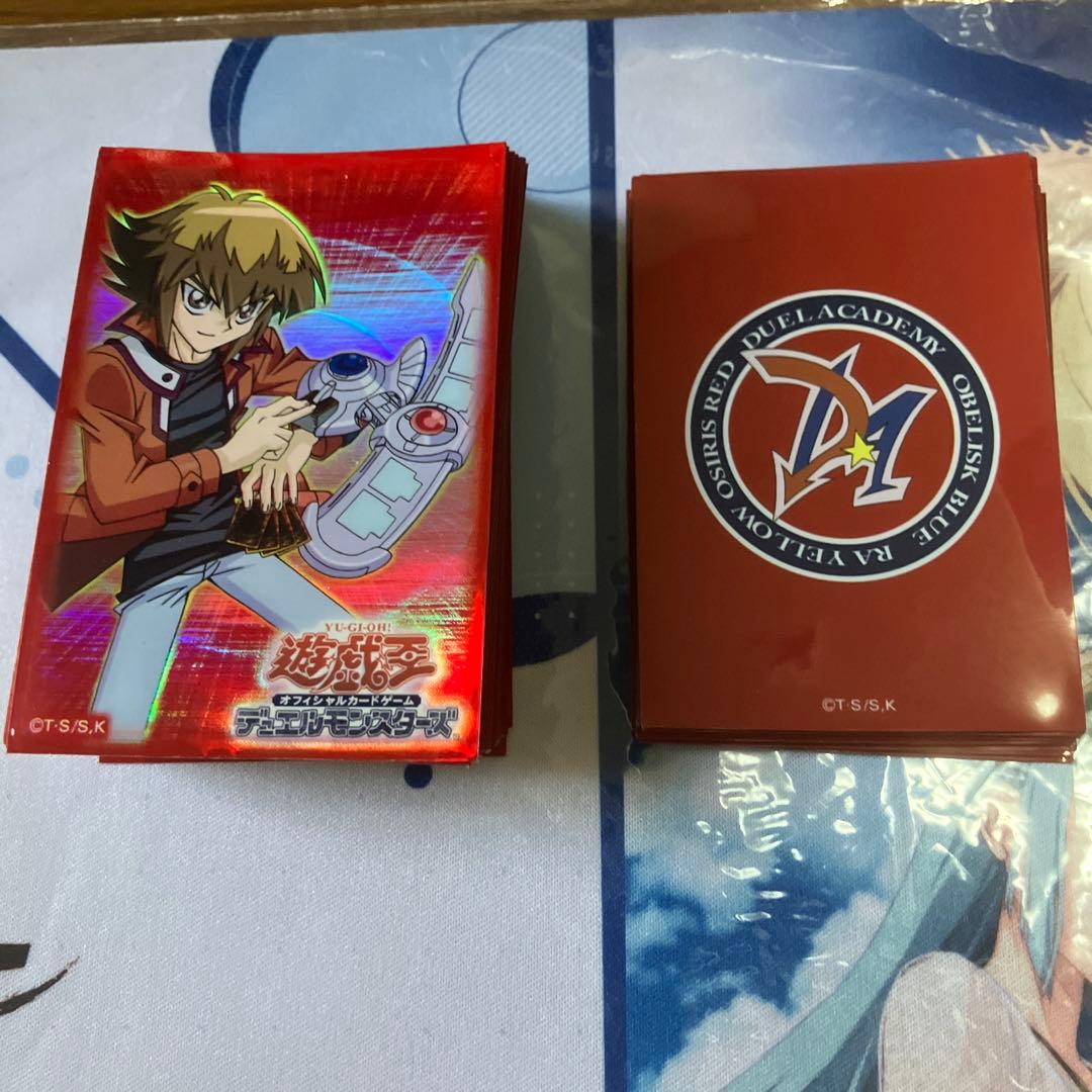 遊戯王 スリーブ 遊城十代 オシリスレッドサプライ - メルカリ