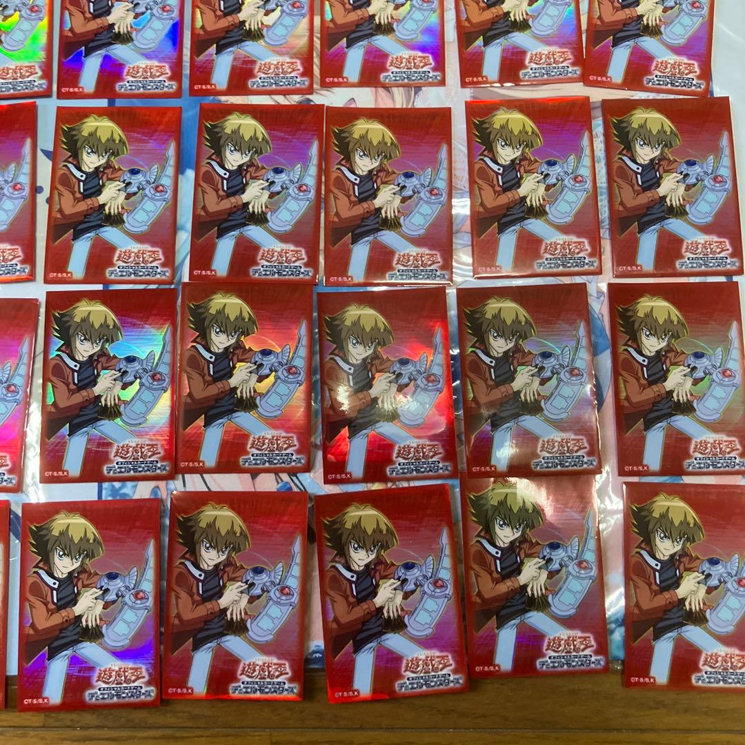 遊戯王 スリーブ 遊城十代 オシリスレッドサプライ - メルカリ