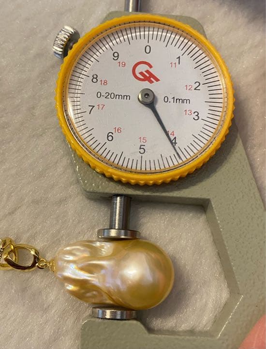 【セール】大粒　淡水バロックオイスターパール　ピアス　艶綺麗