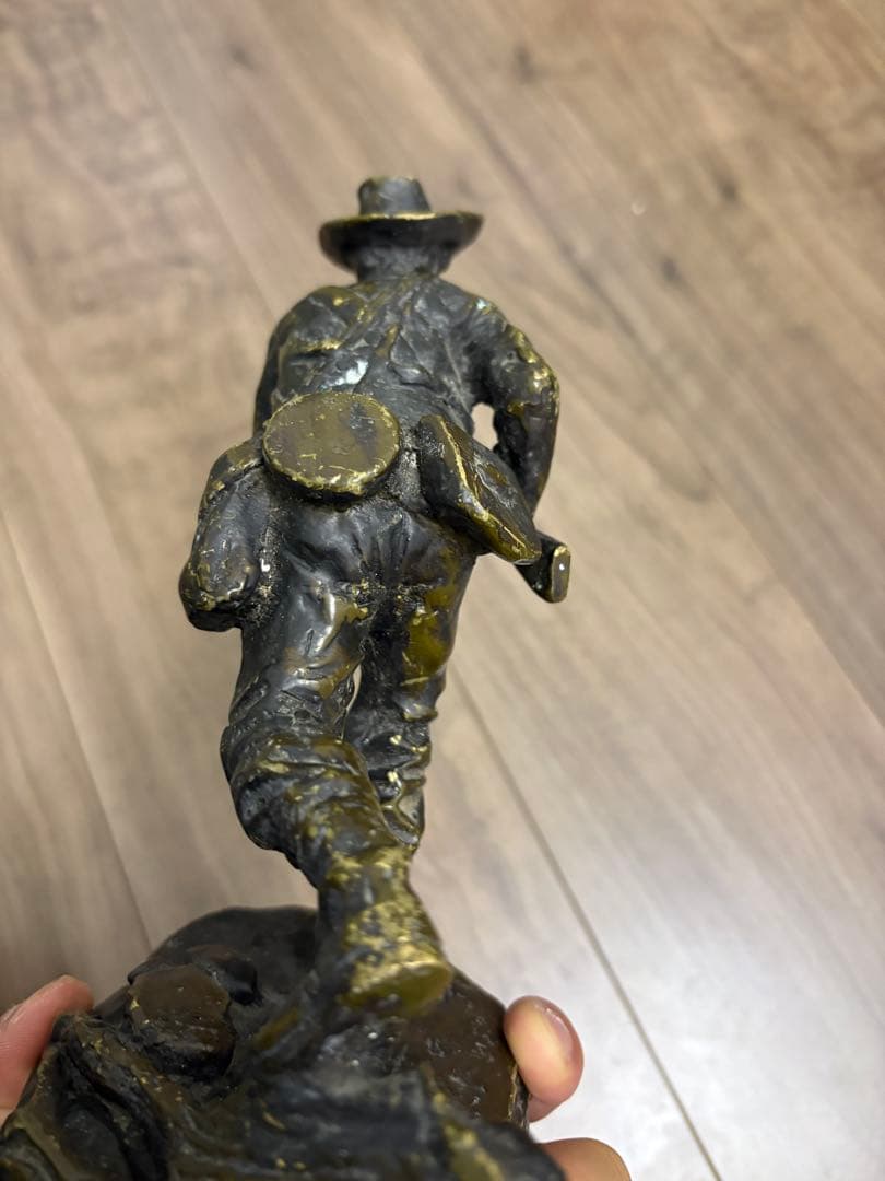 ブロンズ像 先住民族置物 真鍮製 重約1500克