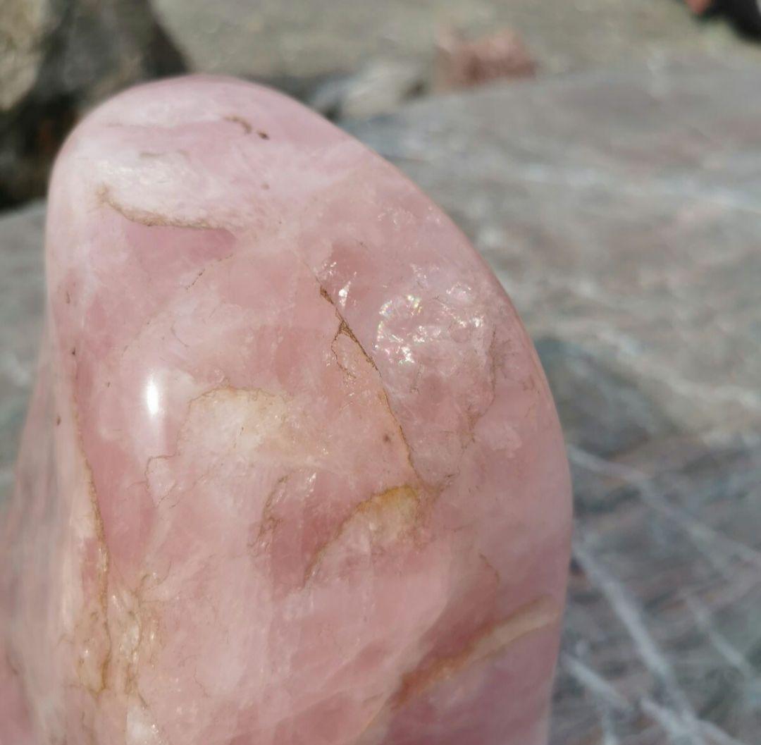 ローズクォーツ　虹入り　11キロ　紅水晶 クリスタル　鑑賞石　石　クリスタル