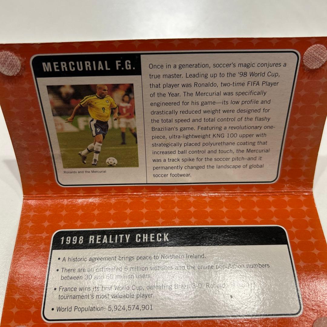 NIKE シューズ　フィギア　　箱傷のみ！