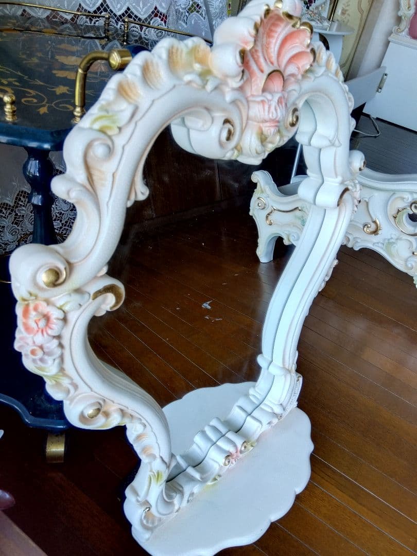 ロココ調　姫系ロマンチック壁掛けミラー　中古