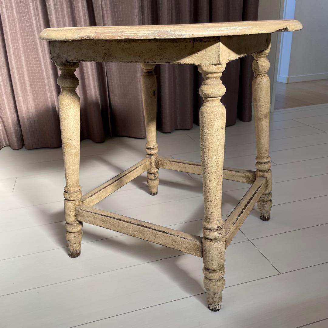 【希少】クリーム色の円形木製カウンターテーブル　アンティーク白丸　ビンテージ