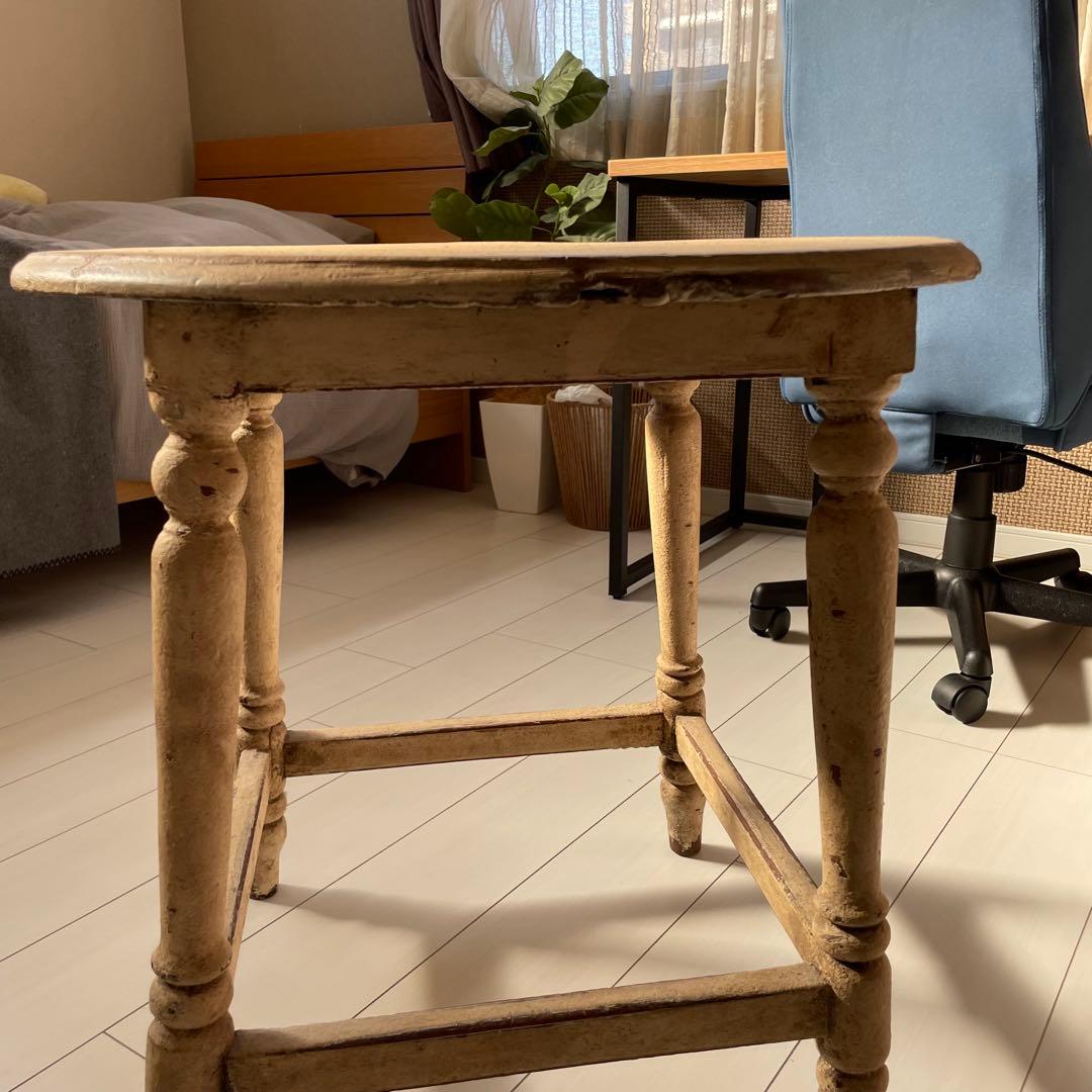 【希少】クリーム色の円形木製カウンターテーブル　アンティーク白丸　ビンテージ