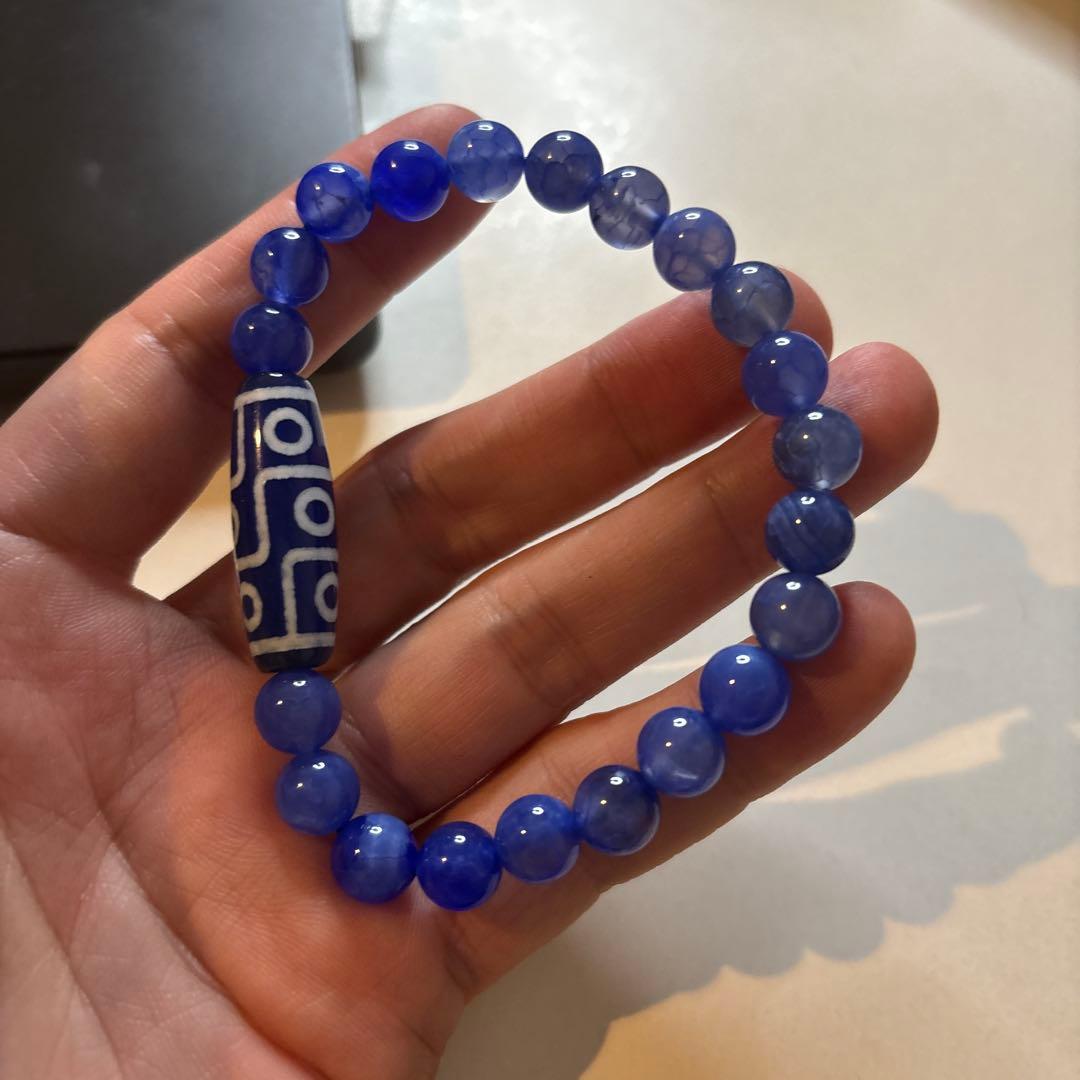 老玉髄逆！九眼天珠！すごいパワー！ズーンとくる！