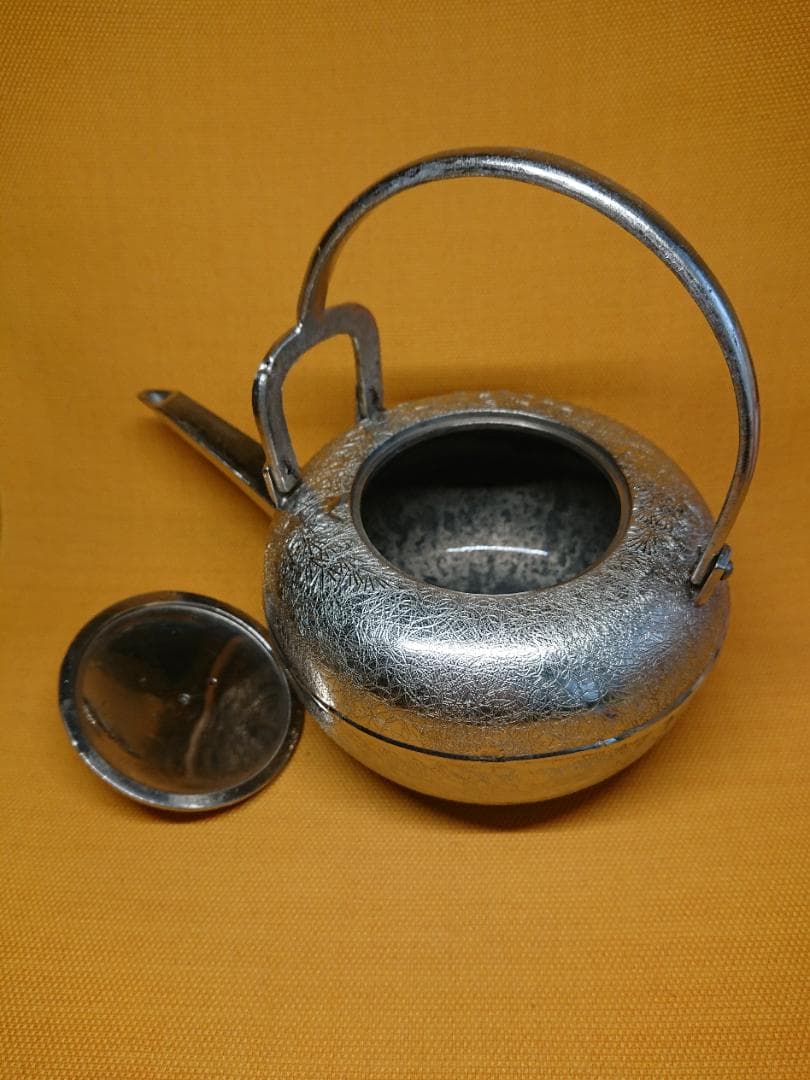 急須　酒器　骨董　金属　オブジェ　置物　インテリア　工芸品　美術品　A1319