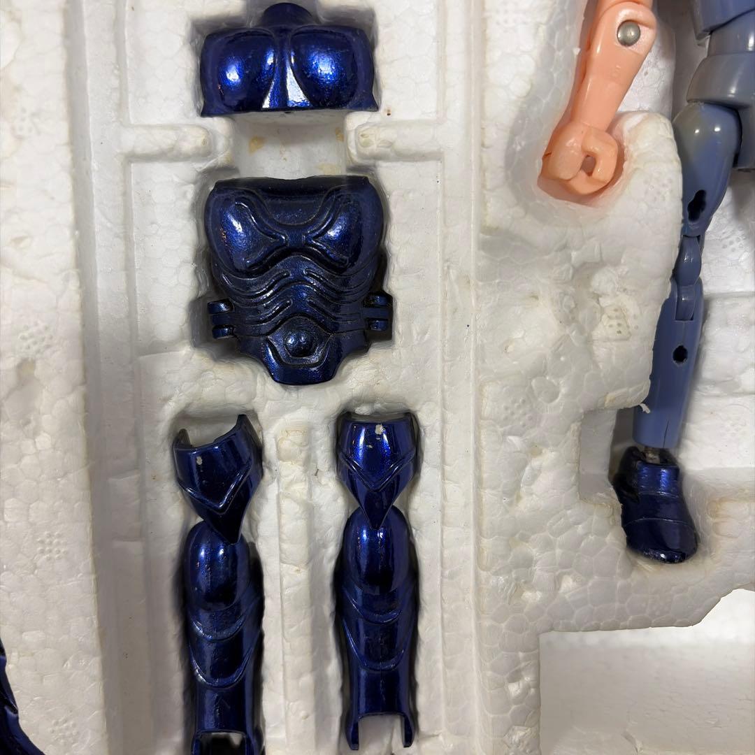 聖闘士聖衣大系 イプシロンローブ イプシロン星アリオトのフェンリル神闘衣