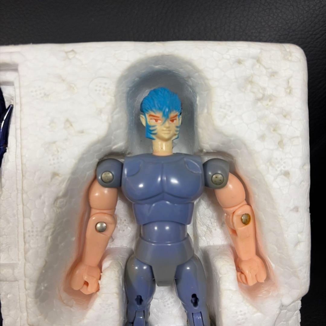 聖闘士聖衣大系 イプシロンローブ イプシロン星アリオトのフェンリル神闘衣