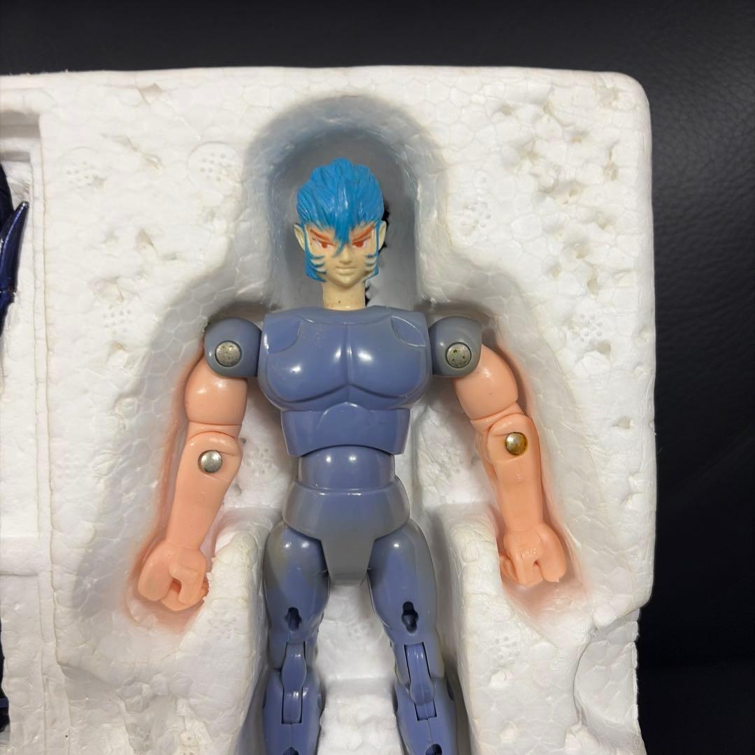 聖闘士聖衣大系 イプシロンローブ イプシロン星アリオトのフェンリル神闘衣