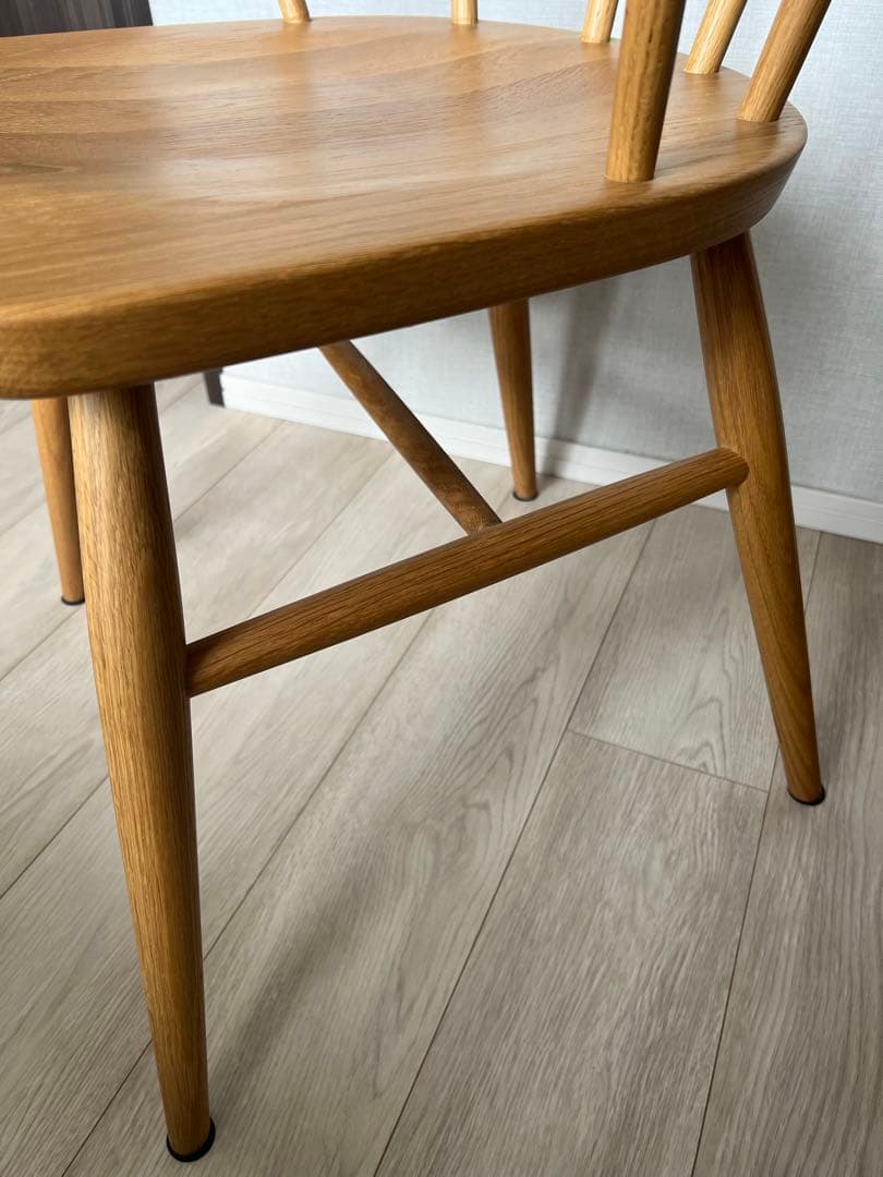 無印良品　ブナ材アームチェア　丸脚