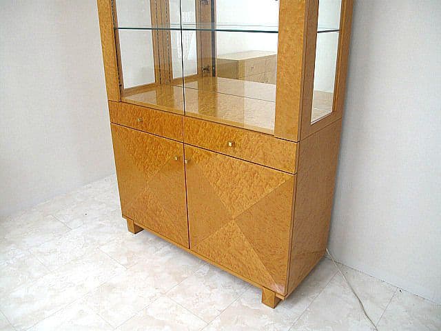 IDC大塚家具　スプレンダー バーズアイメープル　照明付きキュリオケース 飾り棚