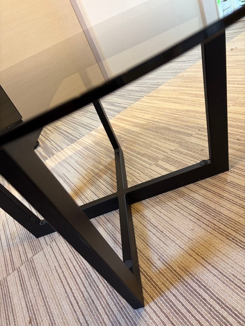センターテーブル　黒　ガラス　美品